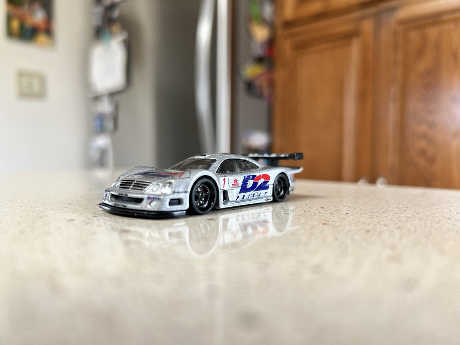 Hot Wheels Premium 1997 Mercedes-Benz CLK-GTR - photo 2
