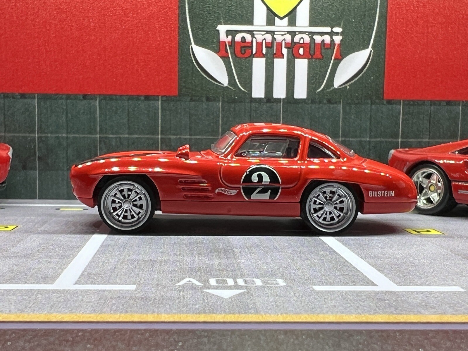 Hot Wheels Mercedes-Benz 300 SL CUSTOM - photo 3