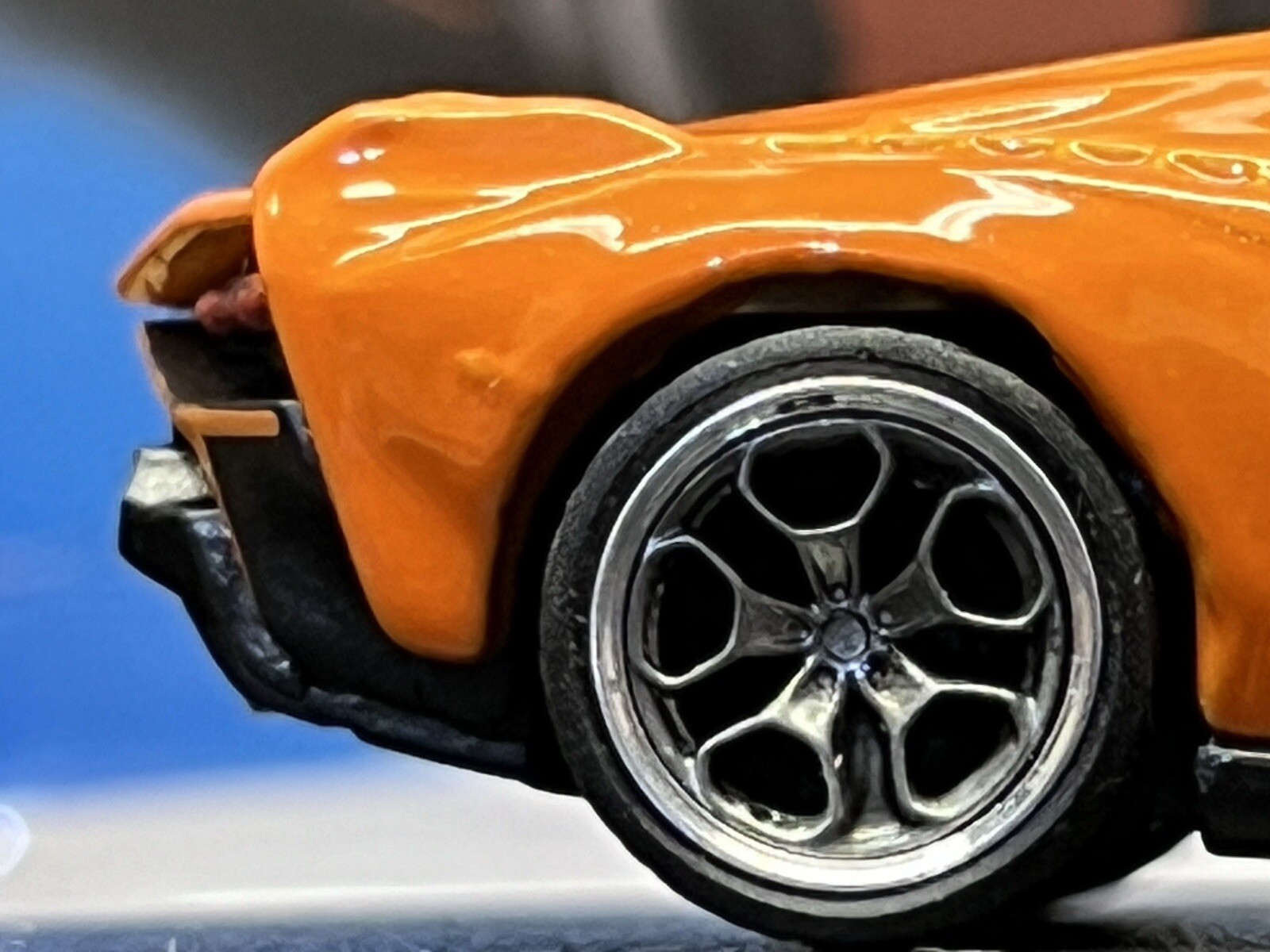 Hot Wheels Lamborghini Sian FKP 37 HW Exotics Custom - photo 2