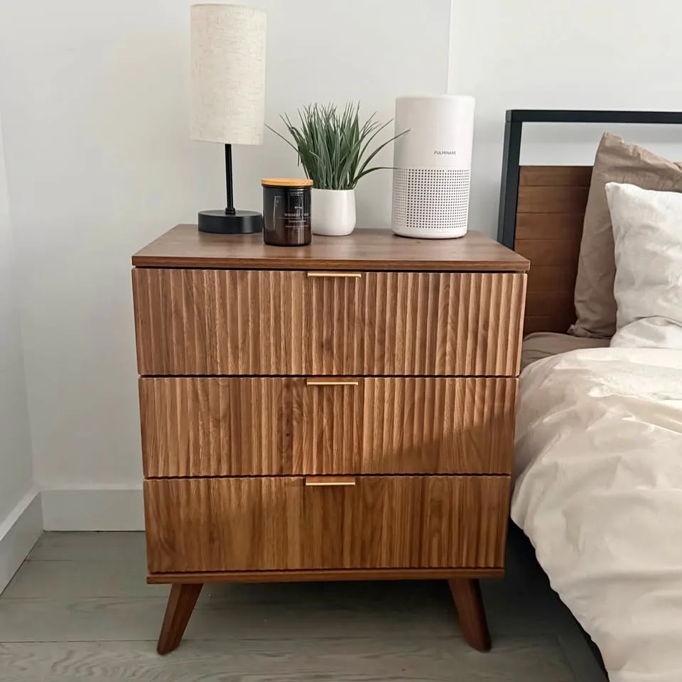 Modern Fluted 3-Drawer Nightstand – Walnut Finish