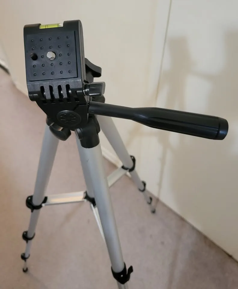 DSLR Pro Series 50-Inch Tripod image indicator(3)