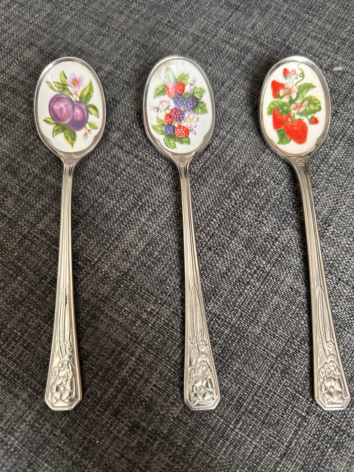 Decorative Metal Ceramic Spoons Set Fruit Floral Designs Plum Be