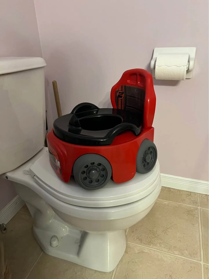Red car First Years potty training seat - photo 2