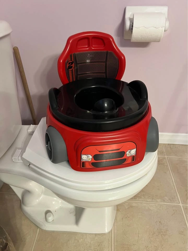 Red car First Years potty training seat - photo 3