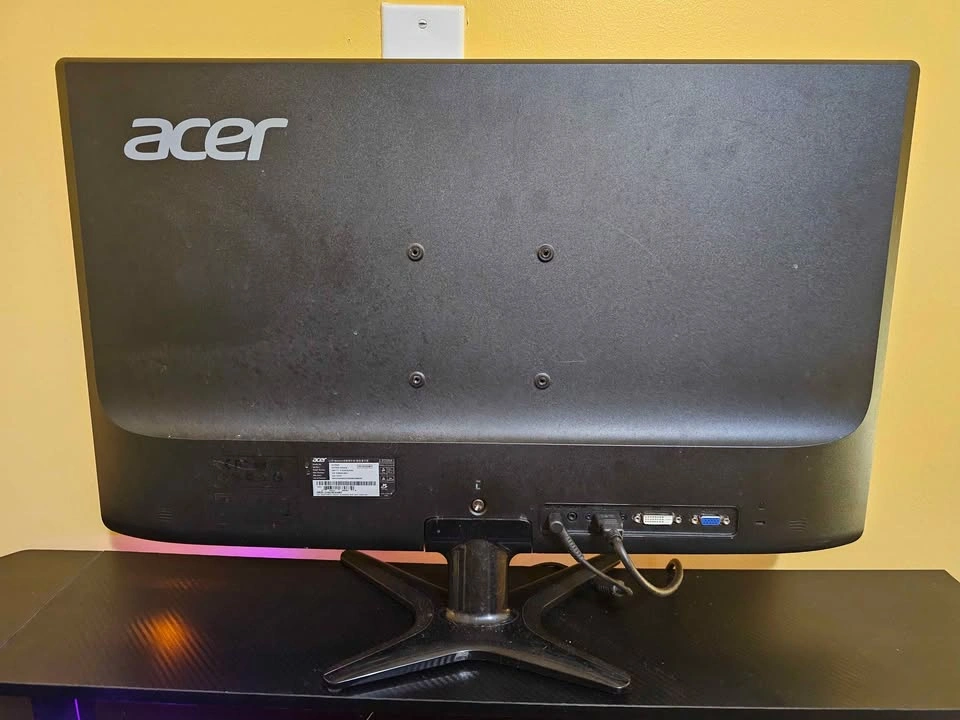 27 inch Acer Monitor - photo 2