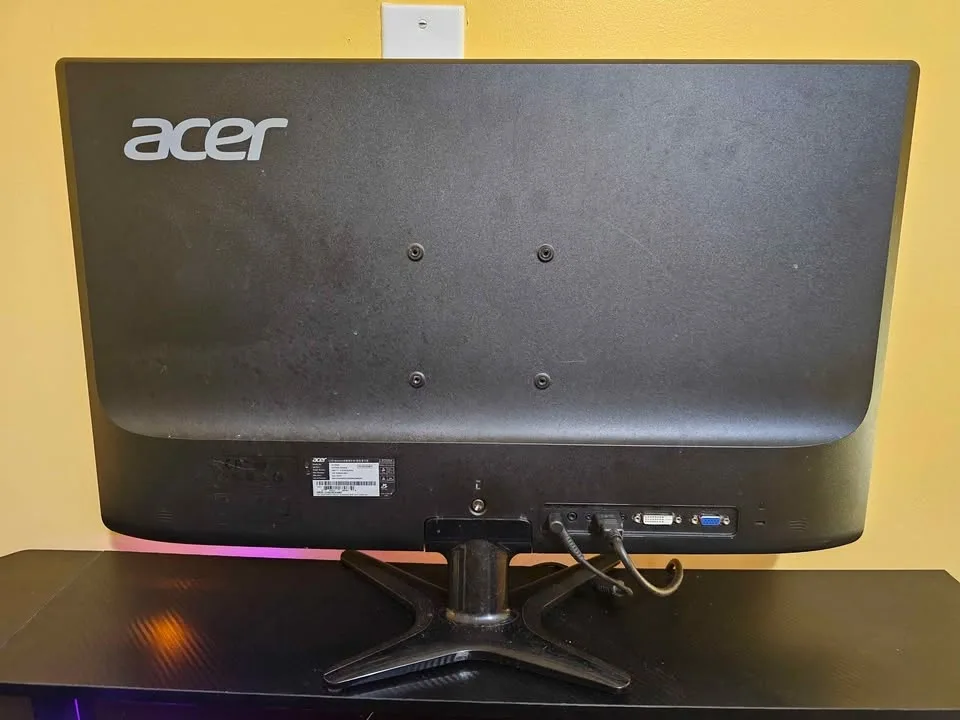 27 inch Acer Monitor - photo 2