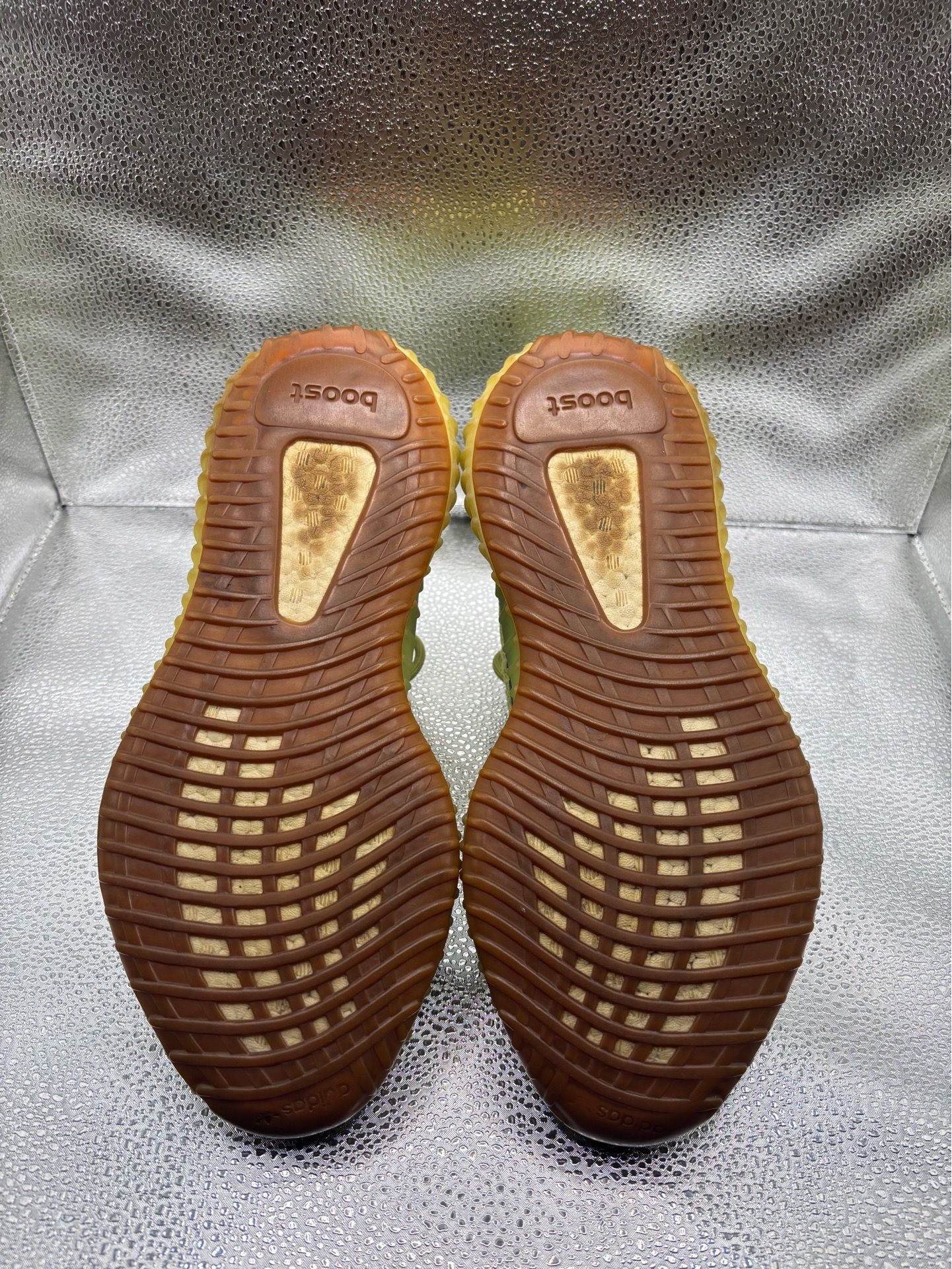 Adidas Yeezy 350 V2 Semi Frozen Yellow - photo 3