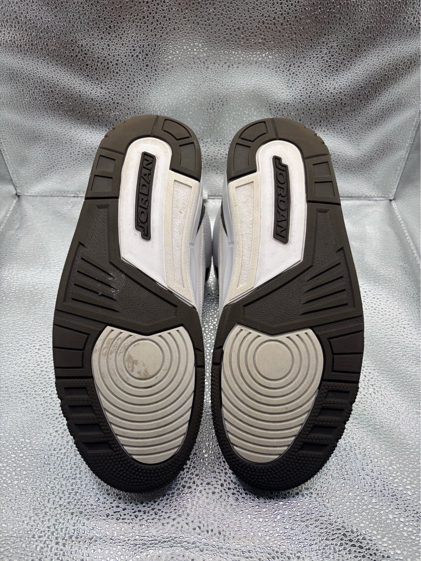 Air Jordan 3 Mocha 2018 - photo 3