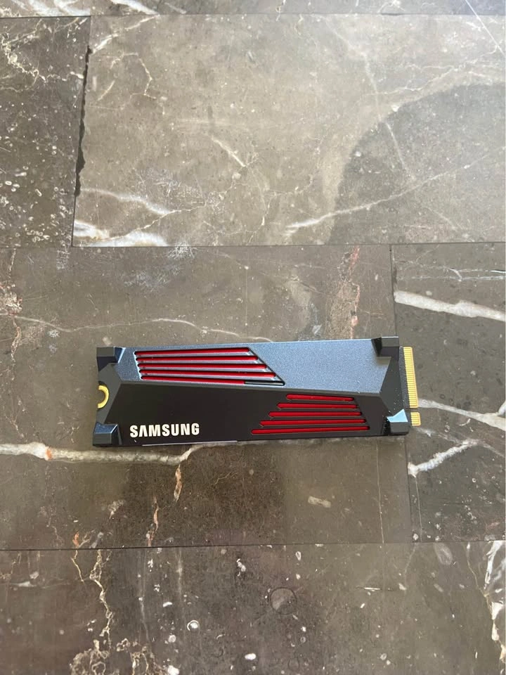Samsung 990 Pro with Heatsink NVMe 2TB - photo 2