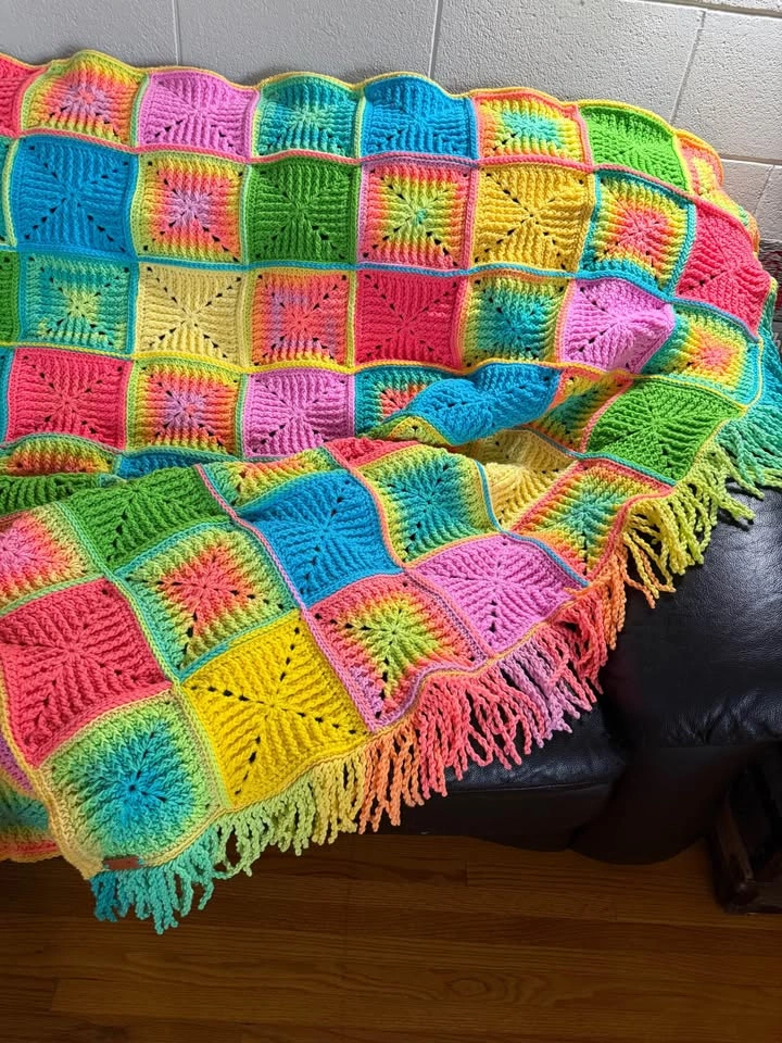 Handmade Crocheted Blanket/Bed Spread Twin - photo 3
