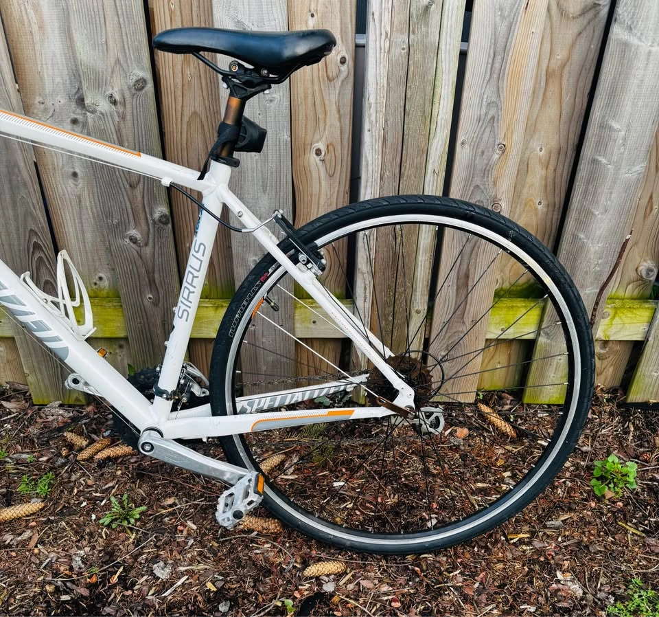 2013 Specialized Sirrus Hybrid Bike - photo 5