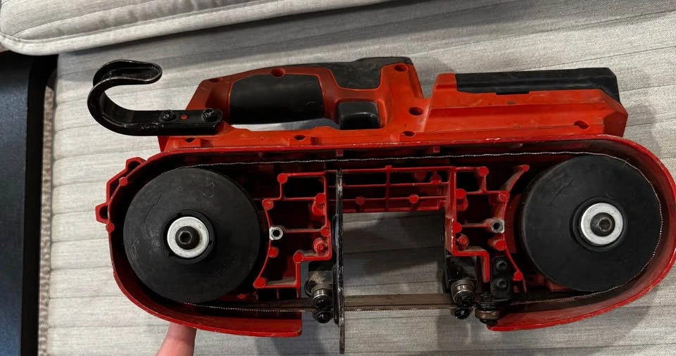 Hilti SB 4-22 Portable Band Saw - photo 2