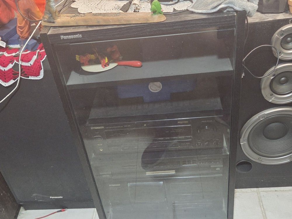 Stereo Entertainment Center - photo 2