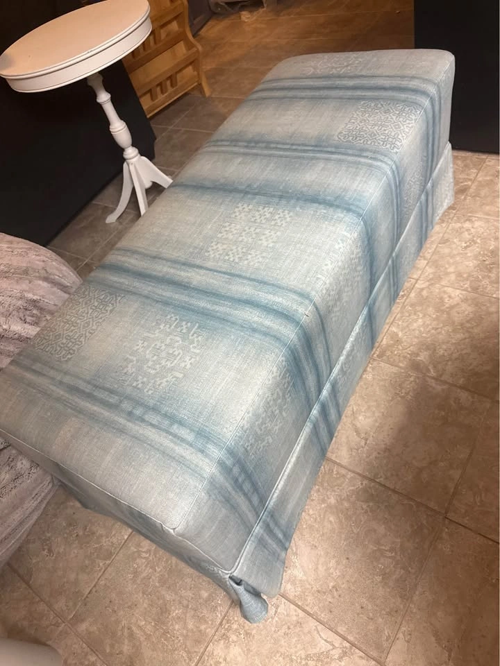 Fairfield Custom Upholstered Bench - photo 3