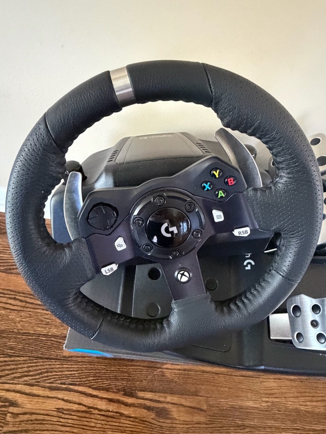 Logitech G920 Driving Force Racing Wheel & Pedals - photo 3