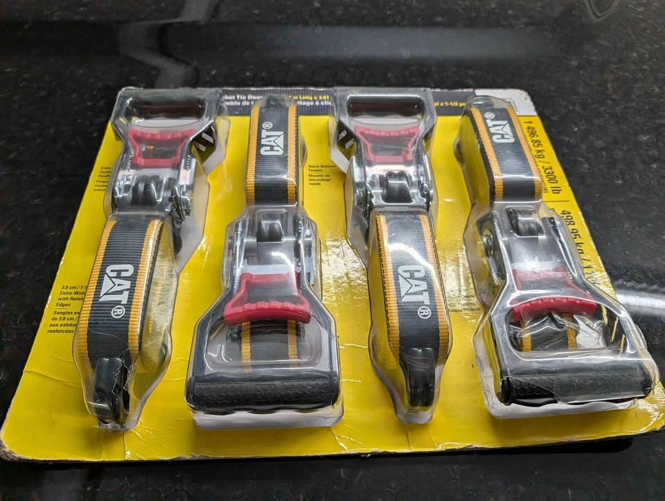 CAT Ratchet Tie Down Set 4 pc 16 ft x 1-1/2 in