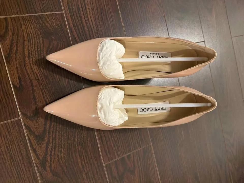 Authentic Jimmy Choo Aurora Powder Pink Patent Leather Pumps 36.
