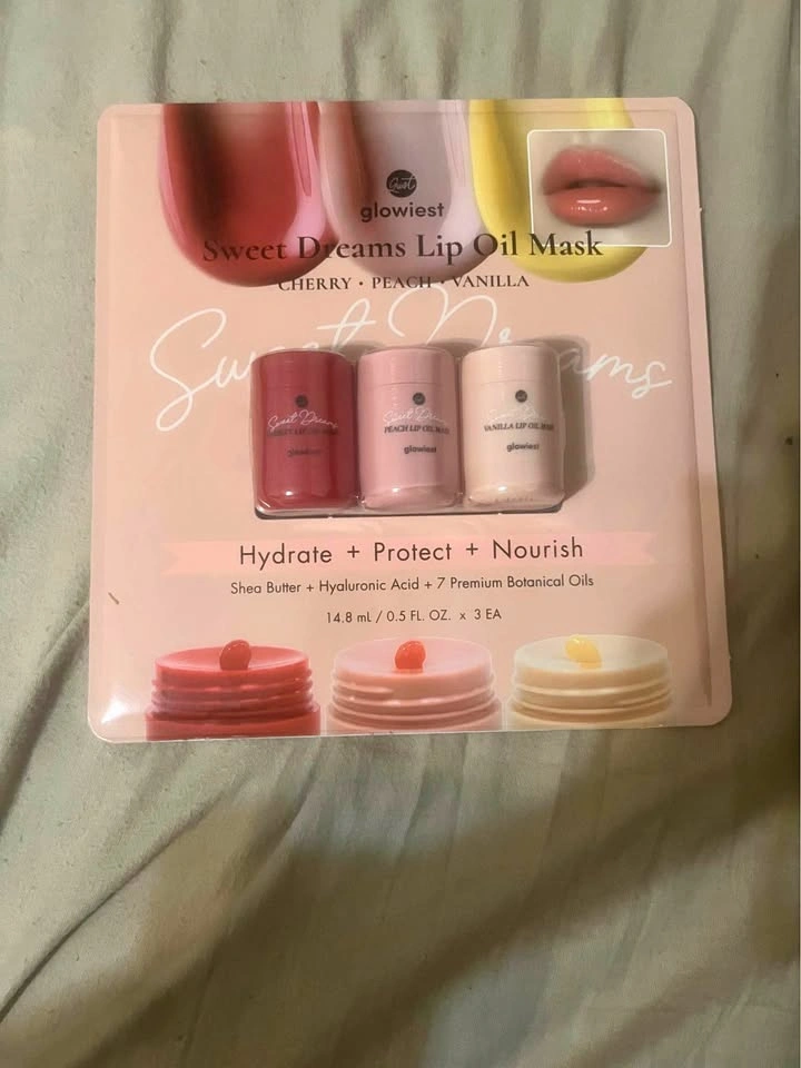 Sweet Dream Lip Oil Mask