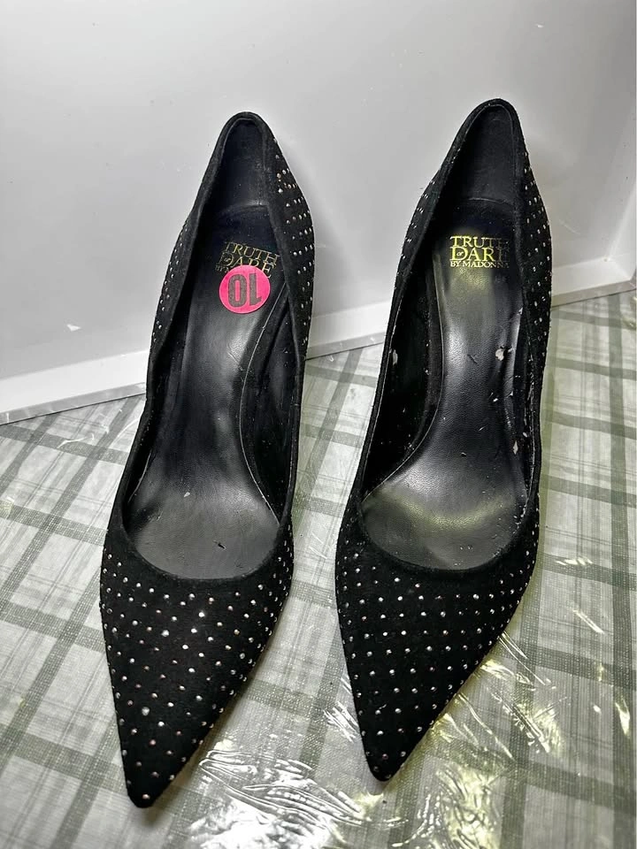 TRUTH or DARE BY MADONNA BLACK STUDDED HEELS SIZE 10