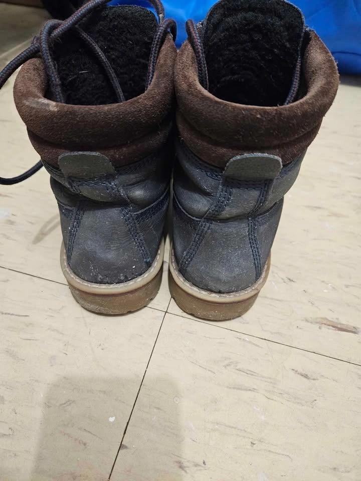 Women's Winter Shoes - Size 39 - photo 3