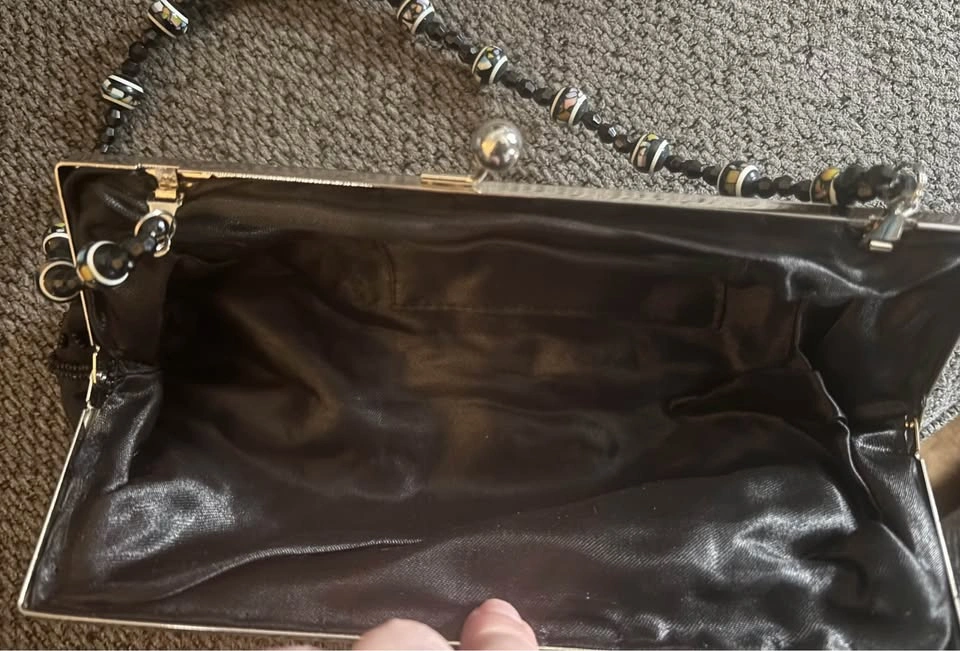 Black Beaded Sequin Clutch Bag - photo 4