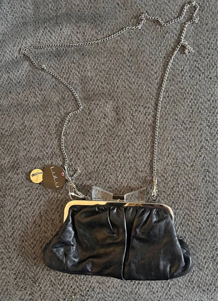 LuLu Black Clutch Bag with Chain Strap and Bow Clasp