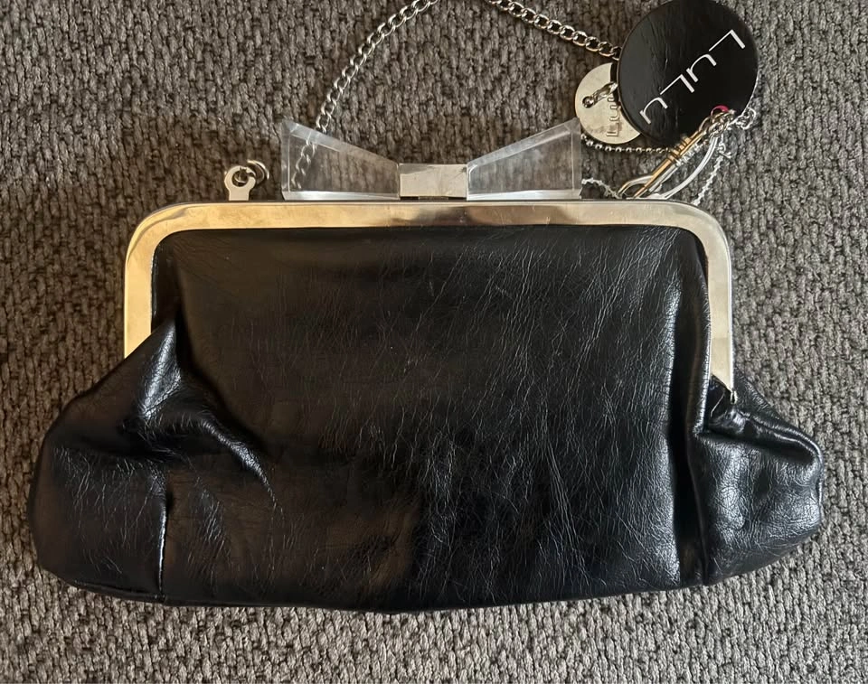 LuLu Black Clutch Bag with Chain Strap and Bow Clasp - photo 2