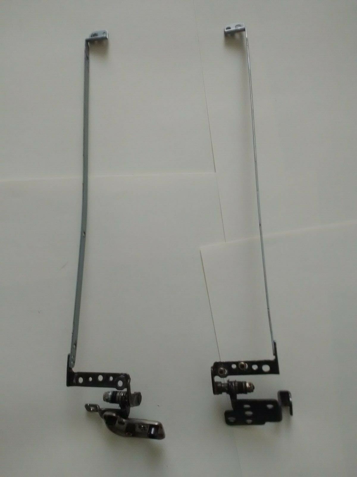 Toshiba Satellite L755-S5277 Laptop Screen Holders - photo 2