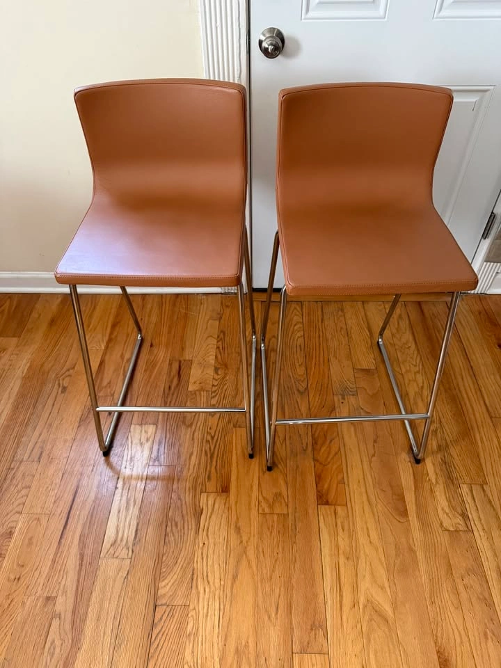 Two Brown Stools - photo 2