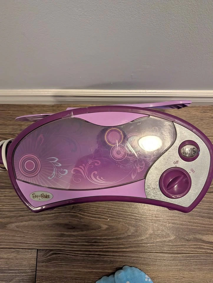 Easy Bake Oven
