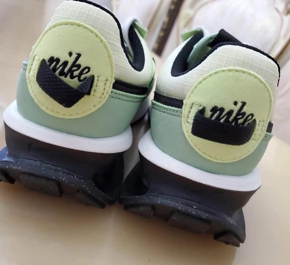 Nike Air Max Pre-Day Shoes - Unisex - photo 4