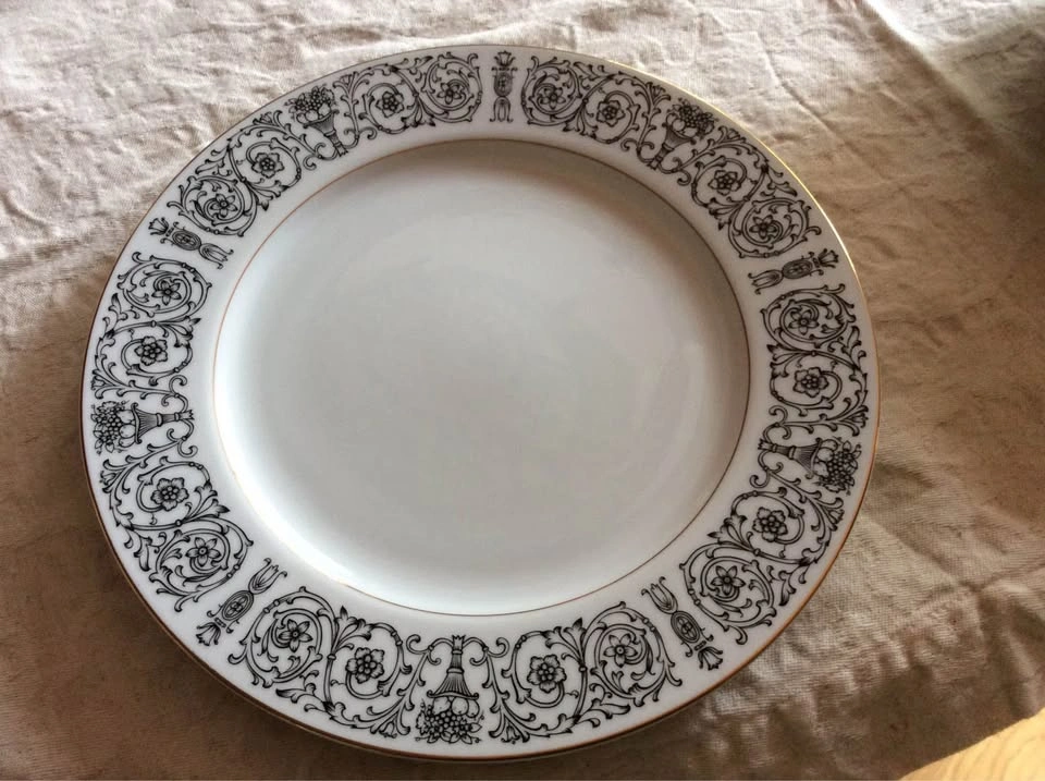 China set-Laurent by Coventry-Japan - photo 3