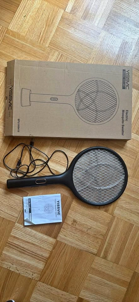 YISSVIC Electric Mosquito Swatter