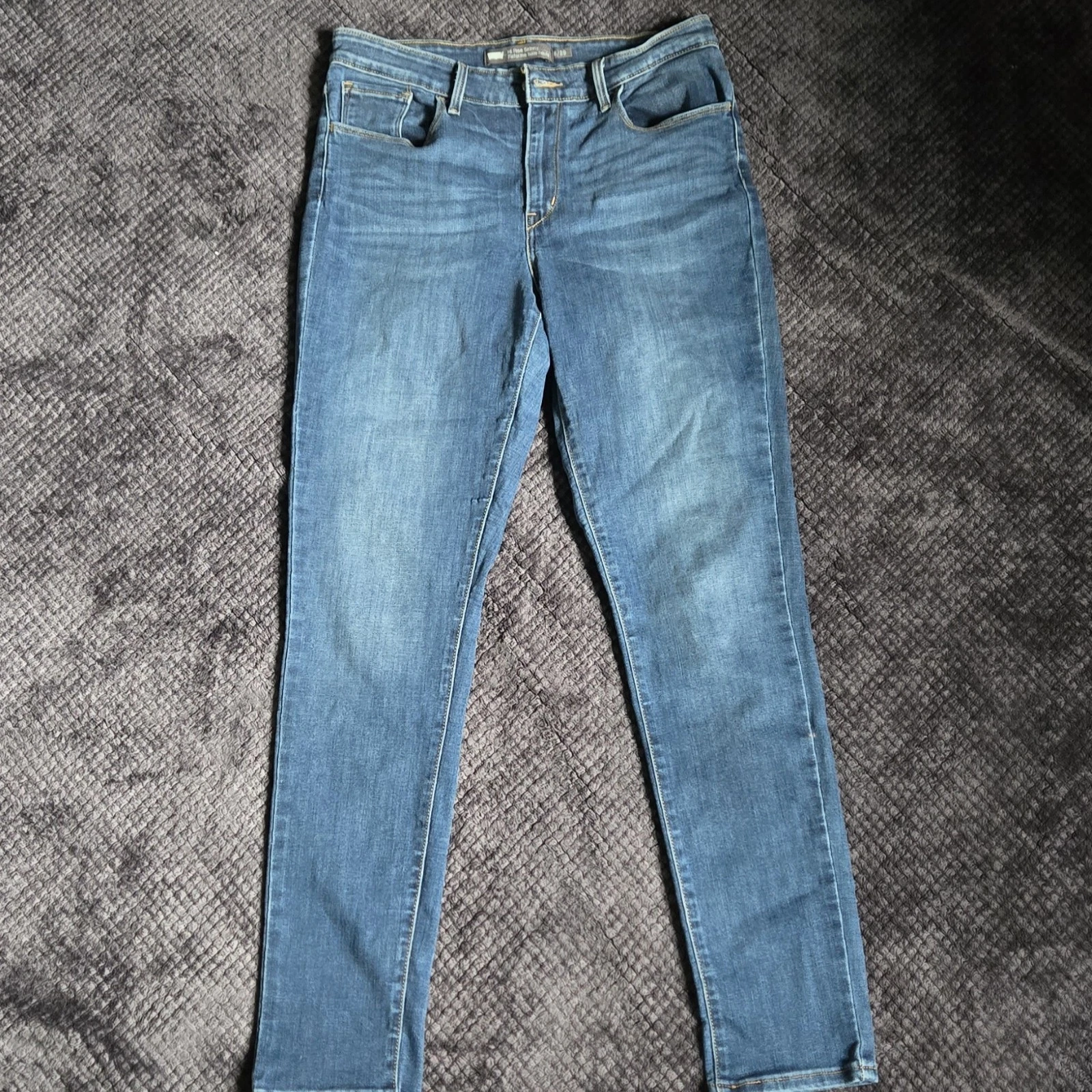 Levi's Hi Rise Skinny Jeans Womens 8/29 Medium Wash Blue Denim S