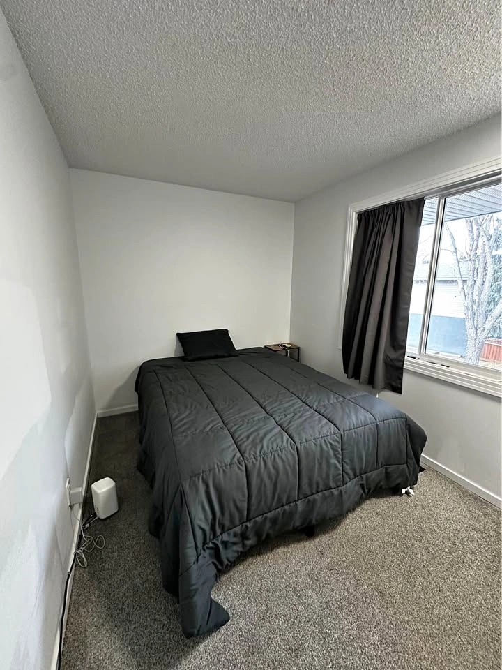 Furnished Room for Rent - Mill Woods - Available May 1