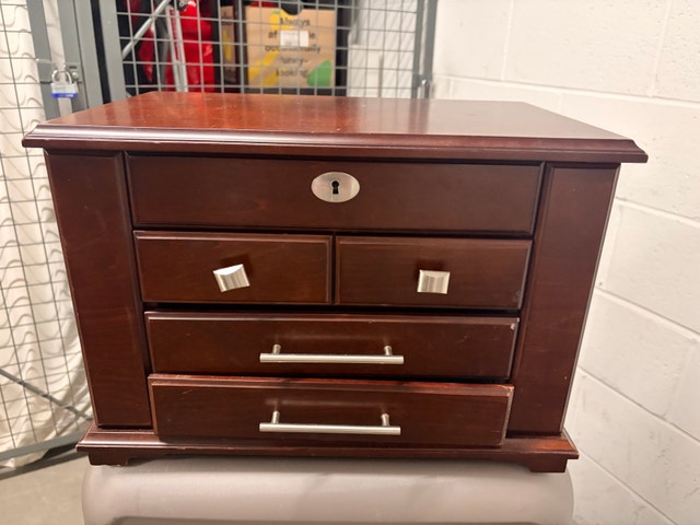 Jewellery Vanity Box - Organizer and Storage