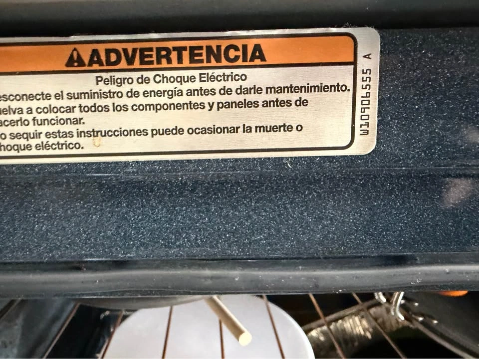 Whirlpool 30 inch stove - photo 3