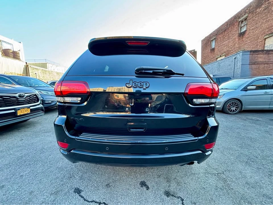2018 Jeep Grand Cherokee Altitude Sport Utility 4D - photo 5