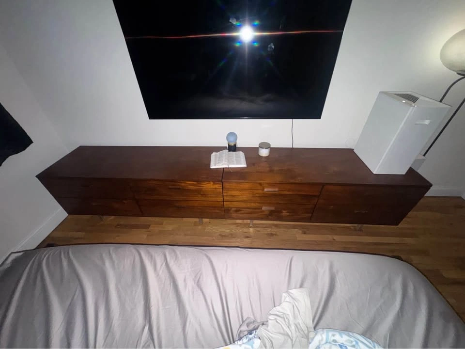 CB2 Linear 4-Drawer Low Wood Dresser - Modern Solid Wood - photo 4