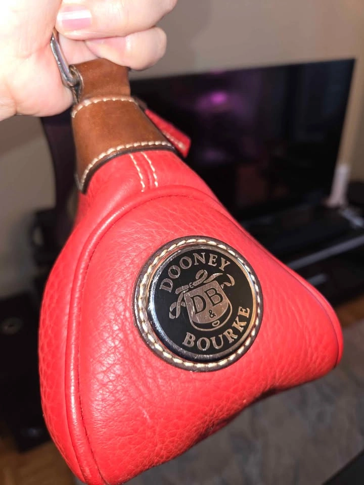 Dooney & Bourke Small Leather Shoulder Bag / Purse - photo 2