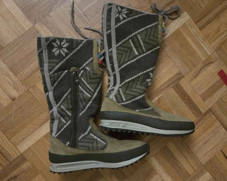 Women's Adidas Winter Boots (size 6)