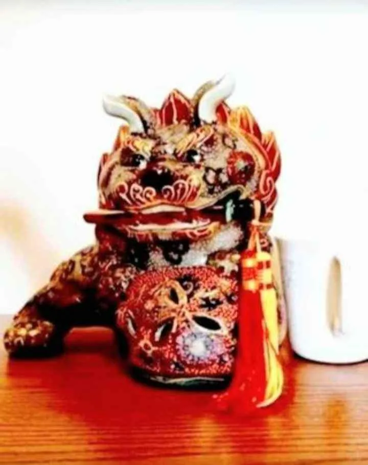Unique Hand Crafted Chinese Foo Dog Lion Statue image indicator(9)