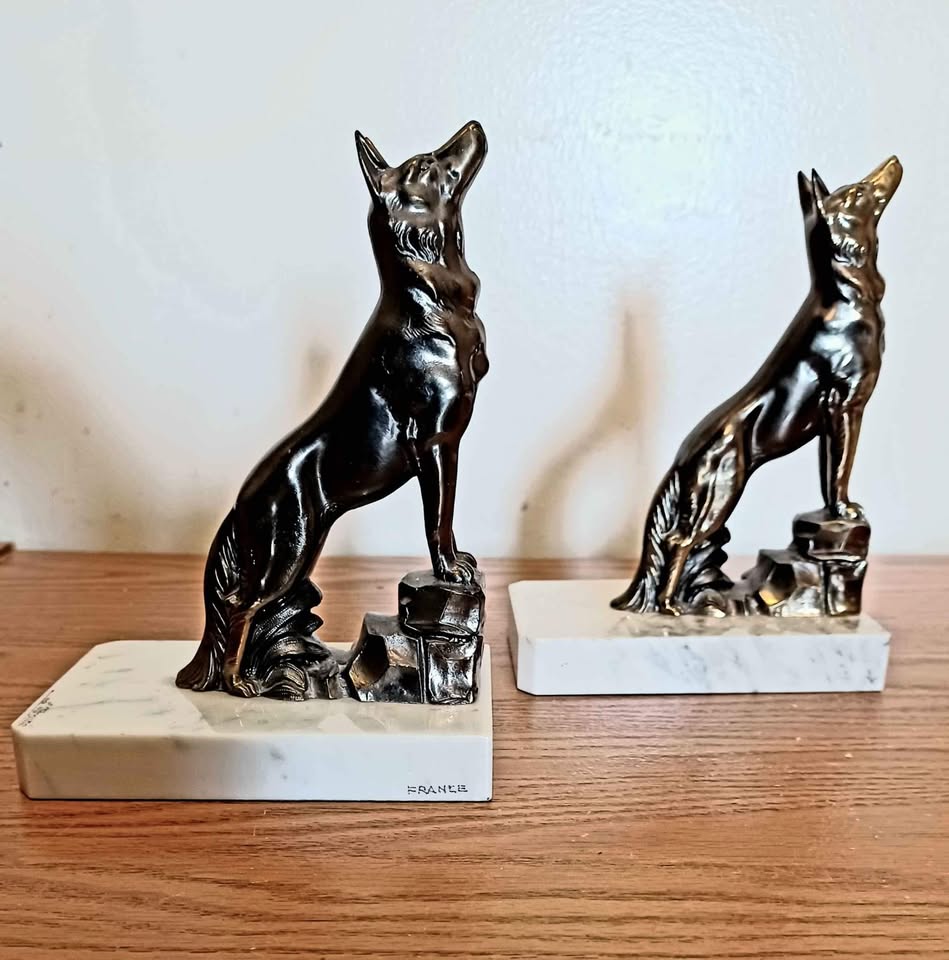 Rare Vintage French German Shepard Signed Sculptures - photo 2