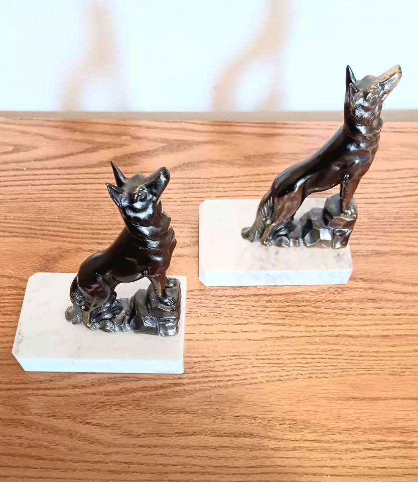 Rare Vintage French German Shepard Signed Sculptures - photo 4