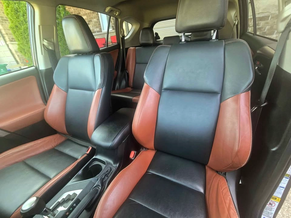 2014 Toyota RAV4 Limited AWD - photo 2