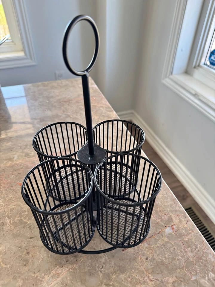 Utensils holder - black