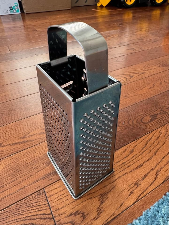 Stainless steel 4-way grater - photo 2