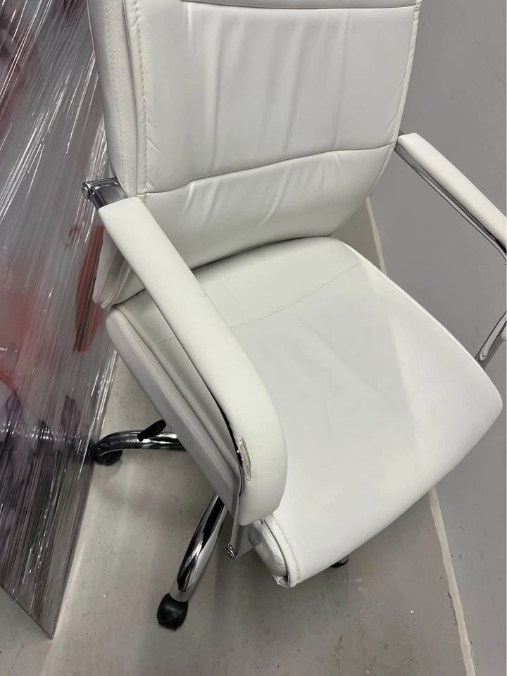 White Office Chair - photo 3