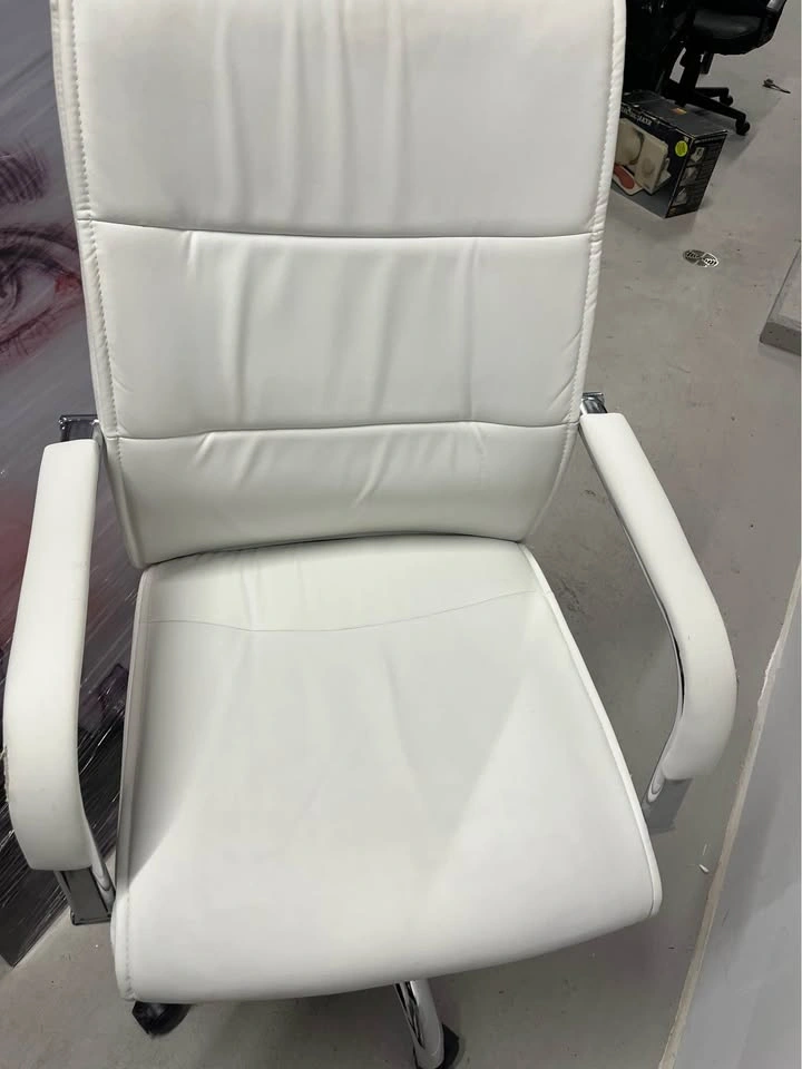 White Office Chair - photo 4