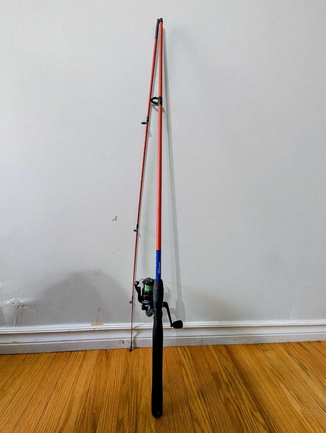 Shakespeare Bass Fishing Rod & Reel Combo + Tackle Box - photo 5